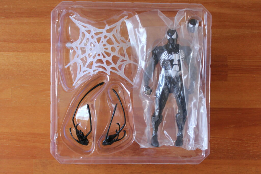 ブリスターに収まったシンビオート・スパイダーマン本体